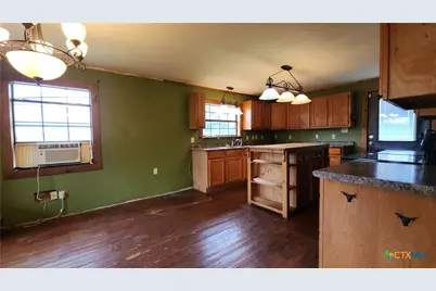 206 Josephine Street, Cuero, TX 77954 - Photo 5