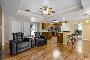 1 Coveview Dr, Morgans Point Resort, TX 76513 - Photo 3