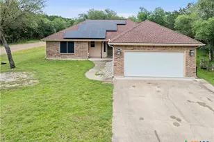 1 Coveview Dr, Morgans Point Resort, TX 76513 - Photo 1