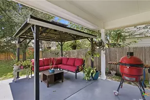 329 Hummingbird Dr, New Braunfels, TX 78130 - Photo 33