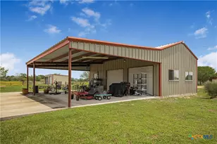 230 Dewberry Ln, Victoria, TX 77904 - Photo 31