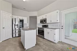2901 Hydrangea Ave, Killeen, TX 76549 - Photo 13