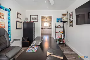 346 E Fm 884, Yorktown, TX 78164 - Photo 23