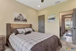 412 Farmstead Dr, Seguin, TX 78155 - Photo 29