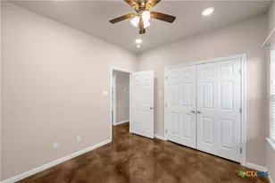 402 Spring St, McGregor, TX 76657 - Photo 11
