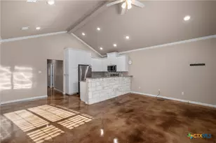 402 Spring St, McGregor, TX 76657 - Photo 5