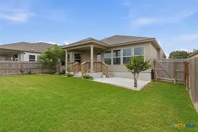 2905 Greenbriar, Seguin, TX 78155 - Photo 7