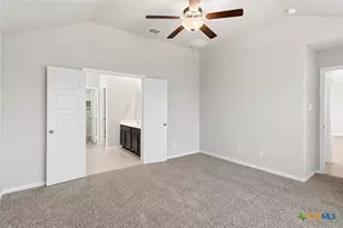 2905 Greenbriar, Seguin, TX 78155 - Photo 19
