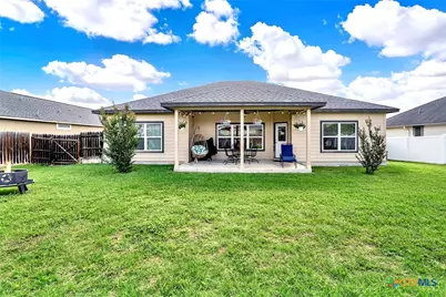 109 Grandview, Floresville, TX 78114 - Photo 29