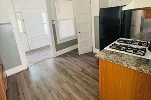 100 N Brazos St, Lockhart, TX 78644 - Photo 3