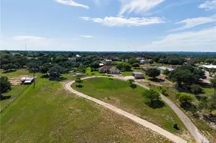 370 County Rd 4126, Lampasas, TX 76550 - Photo 45