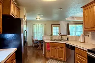 370 County Rd 4126, Lampasas, TX 76550 - Photo 27