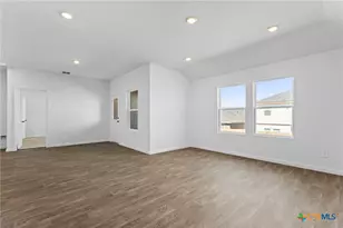 211 Las Lomas Dr, San Marcos, TX 78666 - Photo 17