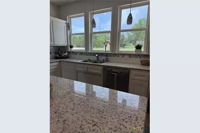 1211 W 6th Street, Lampasas, TX 76550 - Photo 11