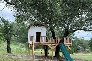 1211 W 6th St, Lampasas, TX 76550 - Photo 29