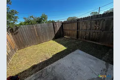 202 N Walnut, Lampasas, TX 76550 - Photo 9