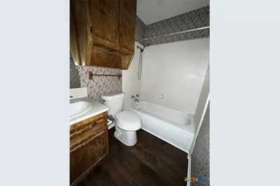 202 N Walnut, Lampasas, TX 76550 - Photo 7