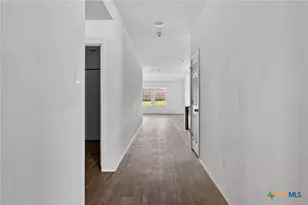 325 Jacquard Ct, Troy, TX 76579 - Photo 11