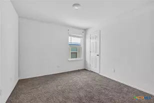 325 Jacquard Ct, Troy, TX 76579 - Photo 13