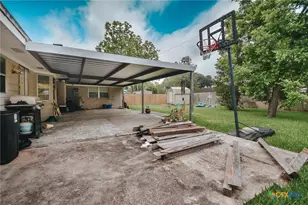 103 Kenilworth Glen St, Victoria, TX 77904 - Photo 33