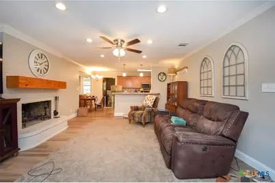 103 Kenilworth Glen Street, Victoria, TX 77904 - Photo 3
