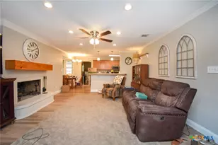 103 Kenilworth Glen St, Victoria, TX 77904 - Photo 3