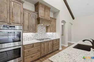 1329 River Place Dr, New Braunfels, TX 78130 - Photo 7