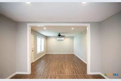 2003 Woodlawn Street #rear, Victoria, TX 77901 - Photo 13