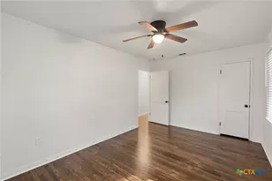 1203 S 5th St, Temple, TX 76504 - Photo 11