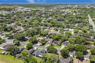 306 Beechwood Dr, Victoria, TX 77901 - Photo 27