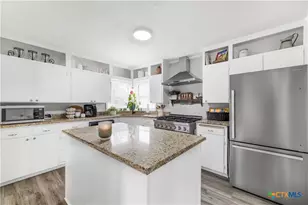 2306 Macarthur St, Victoria, TX 77901 - Photo 13