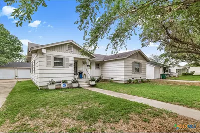 2306 Macarthur Street, Victoria, TX 77901 - Photo 3