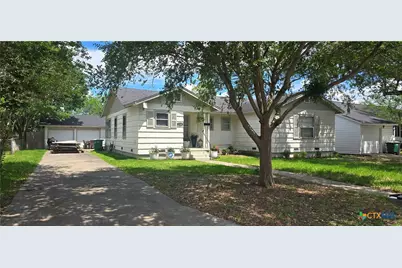 2306 Macarthur Street, Victoria, TX 77901 - Photo 3