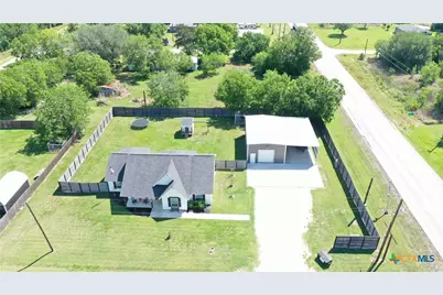 57 Lavaca Street, Vanderbilt, TX 77991 - Photo 3