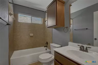 240 Oak Creek Way, New Braunfels, TX 78130 - Photo 9