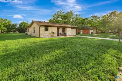3205 Gayle Street, Victoria, TX 77901 - Photo 3