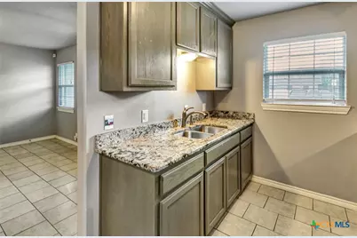 3205 Gayle Street, Victoria, TX 77901 - Photo 9