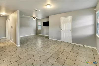 3205 Gayle Street, Victoria, TX 77901 - Photo 5
