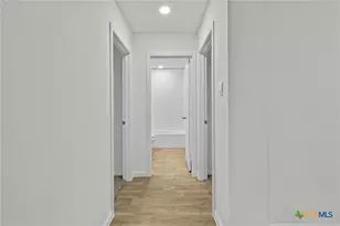 244 Flora Vista St, San Marcos, TX 78666 - Photo 29