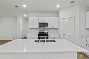 244 Flora Vista St, San Marcos, TX 78666 - Photo 15