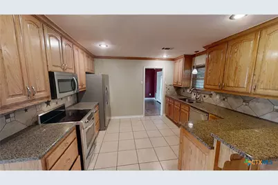 924 Holly Street, Copperas Cove, TX 76522 - Photo 7