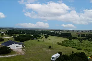 720 County Rd 2337, Lampasas, TX 76550 - Photo 37