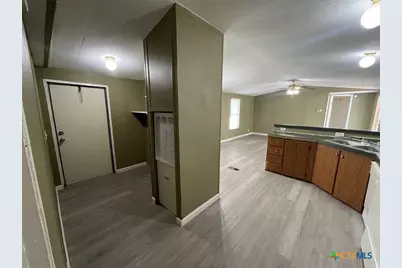 122 Sonnyland Drive, Canyon Lake, TX 78133 - Photo 7