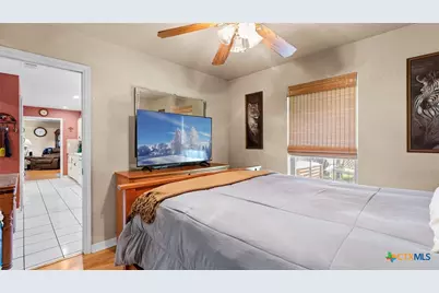 909 Queens Drive, New Braunfels, TX 78130 - Photo 17