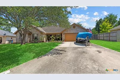 909 Queens Drive, New Braunfels, TX 78130 - Photo 3