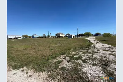 589 Swallow Drive, Palacios, TX 77465 - Photo 3