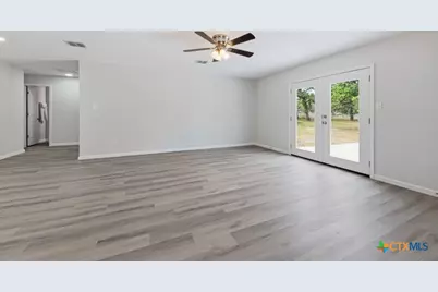 472 Hickory Forrest Drive, Seguin, TX 78155 - Photo 17