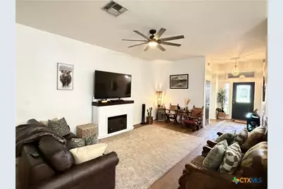 303 Arabian Drive, Victoria, TX 77904 - Photo 5