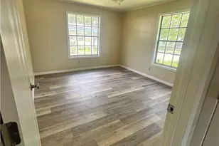 401 Walnut, Yoakum, TX 77954 - Photo 3