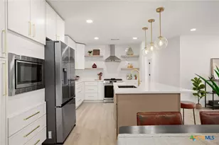 3308 Touchstone St, Austin, TX 78723 - Photo 11